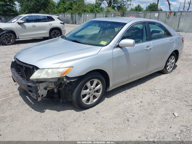 2008 Toyota CAMRY LE photo 2