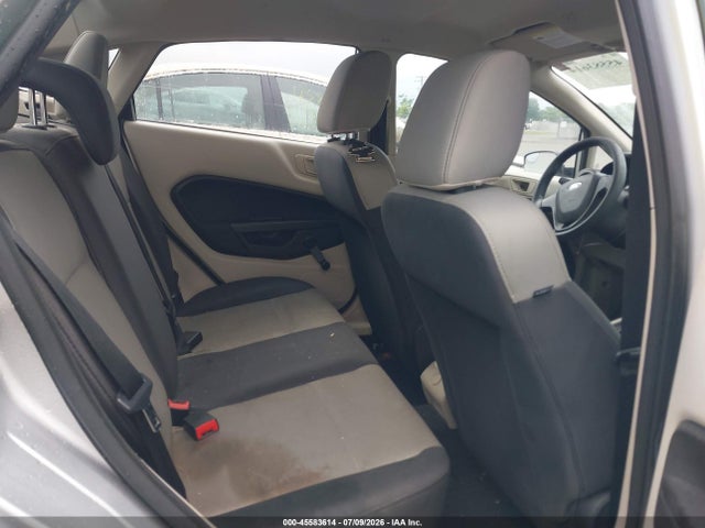 صورة 8 لـ 2012 FORD FIESTA S