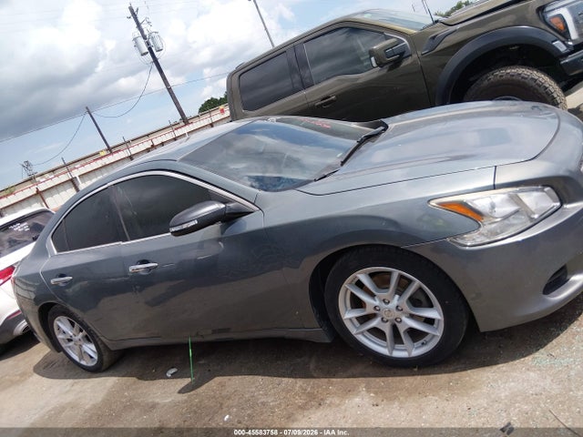 2010 Nissan MAXIMA 3.5 SV thumbnail 13