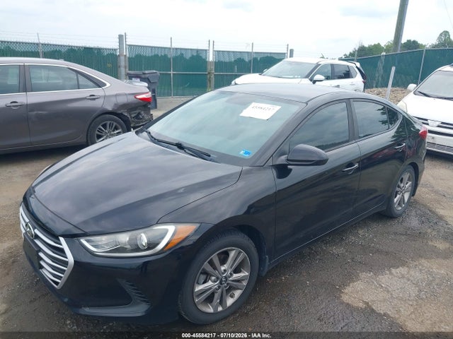2017 Hyundai ELANTRA SE — фото 2