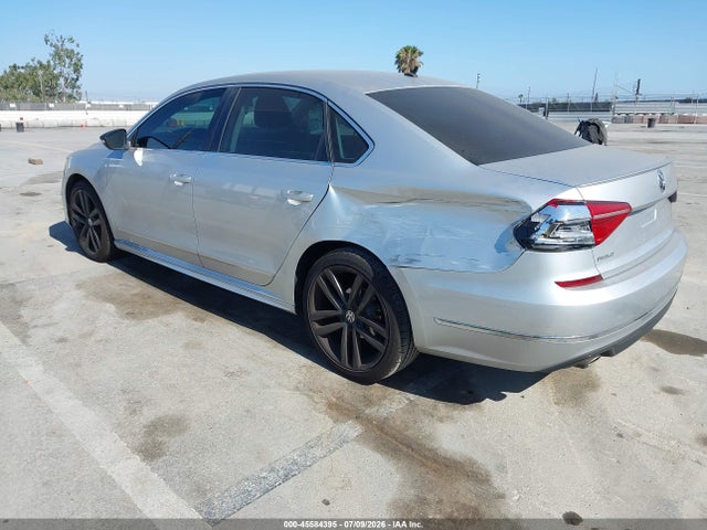 صورة 3 لـ 2016 Volkswagen PASSAT 1.8T R-LINE