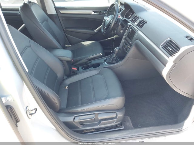 صورة 5 لـ 2016 Volkswagen PASSAT 1.8T R-LINE