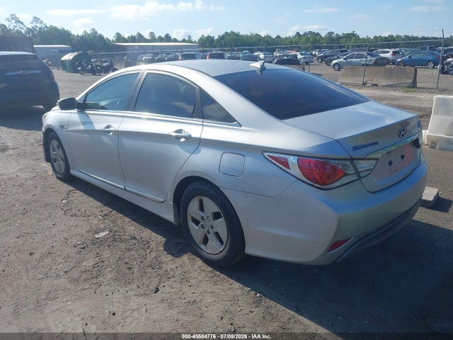 2012 Hyundai SONATA HYBRID 照片 3