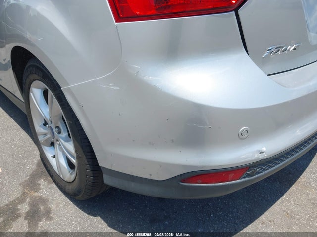 صورة مصغرة 12 لـ 2014 FORD FOCUS SE