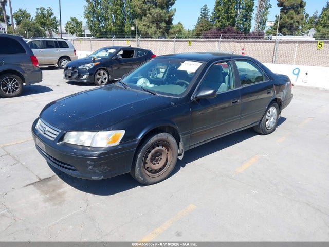 2000 Toyota CAMRY LE V6 photo 2