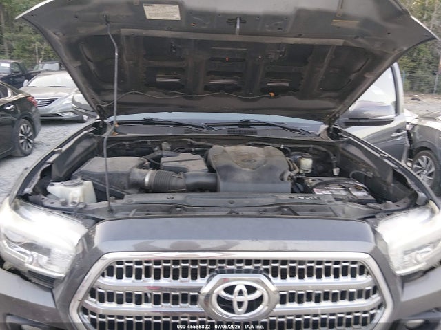 صورة 10 لـ 2017 Toyota TACOMA TRD SPORT