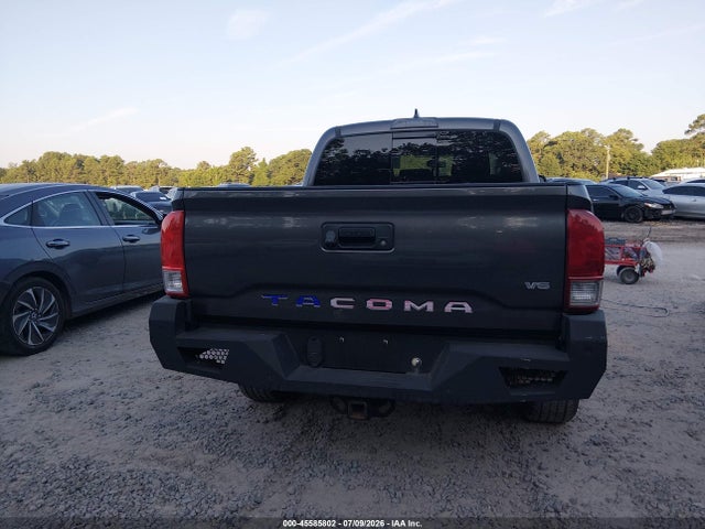 صورة 17 لـ 2017 Toyota TACOMA TRD SPORT