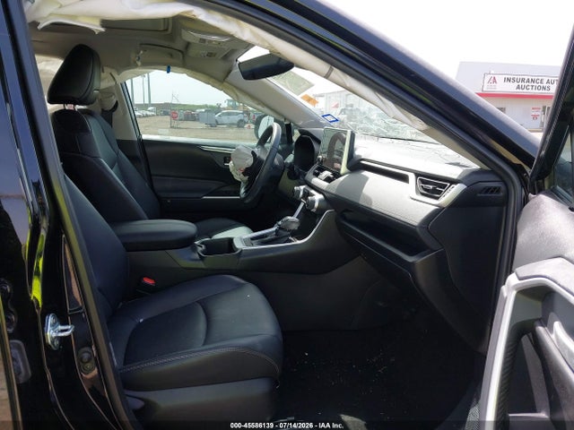 2023 TOYOTA RAV4 XLE PREMIUM 5