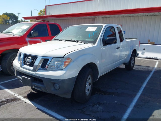 2018 Nissan FRONTIER S 照片 2