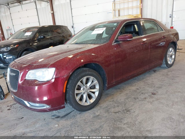 صورة 2 لـ 2016 Chrysler 300 ANNIVERSARY EDITION