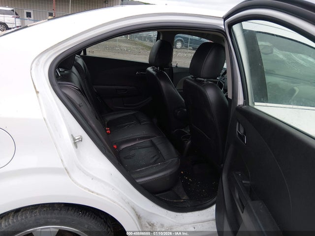 2015 Chevrolet SONIC LTZ AUTO 照片 8