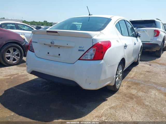 2019 NISSAN VERSA 1.6 SV 4