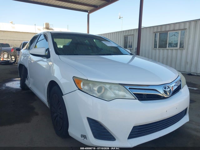 2014 TOYOTA CAMRY LE