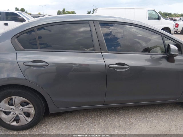 2013 Honda CIVIC LX — миниатюра 13