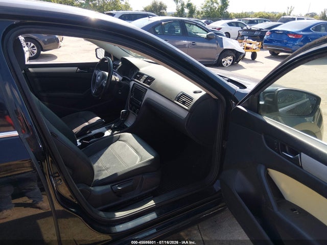 صورة 5 لـ 2013 Volkswagen PASSAT 2.0L TDI SE