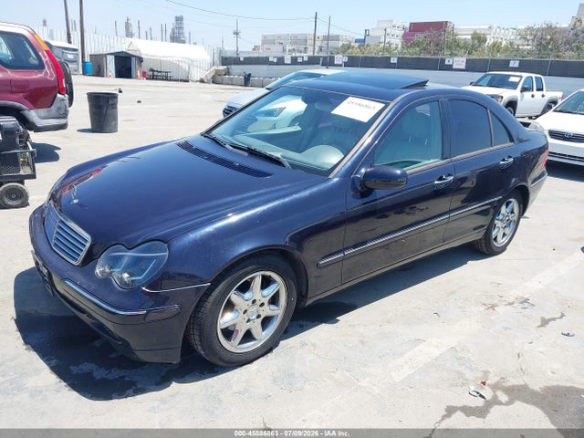 صورة مصغرة 2 لـ 2004 Mercedes-BENZ C 240