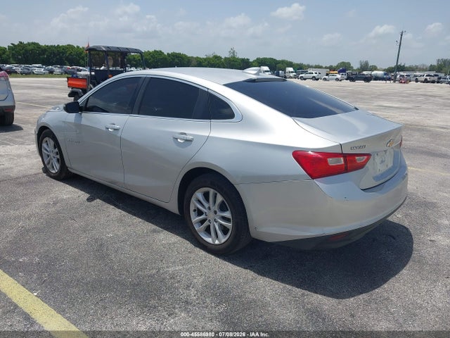 2017 Chevrolet MALIBU 1LT photo 3