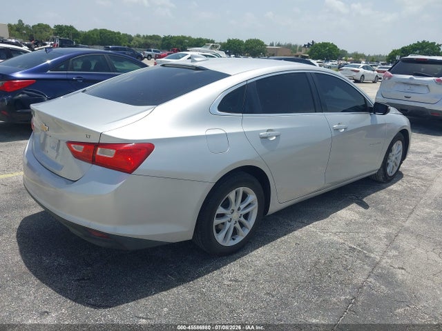 2017 Chevrolet MALIBU 1LT photo 4