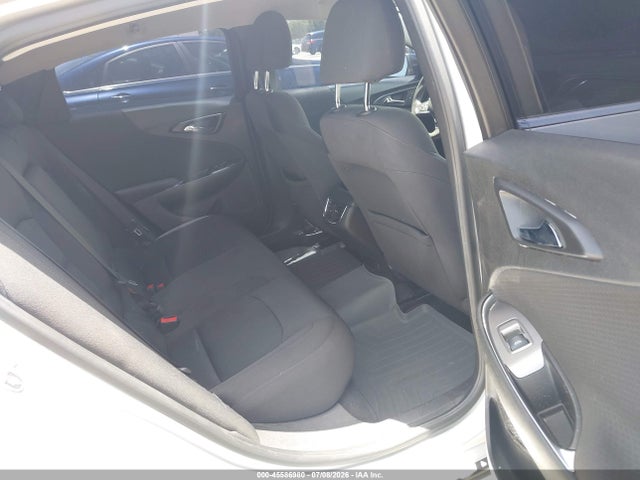 2017 Chevrolet MALIBU 1LT photo 8