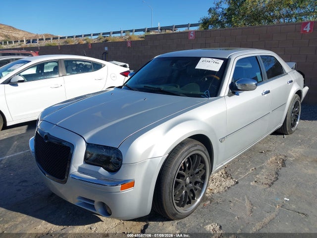 2006 Chrysler 300C — фото 2
