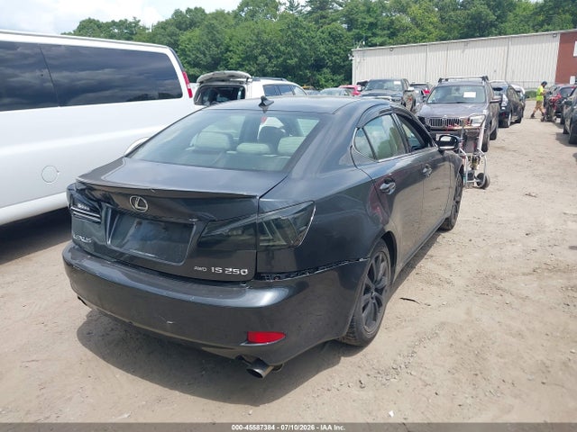 2010 Lexus IS 250 photo 4
