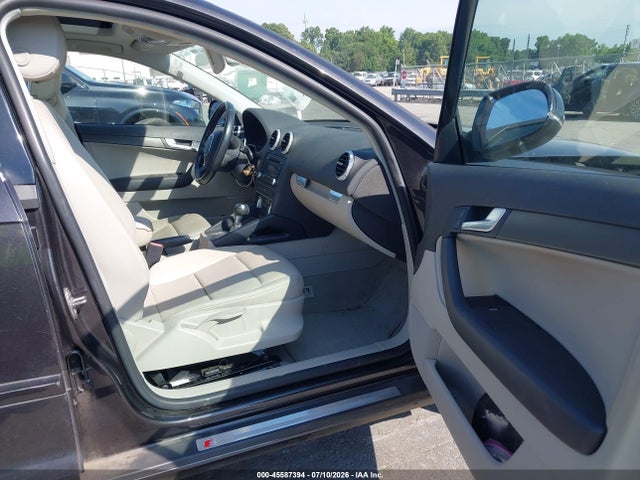2011 AUDI A3 2.0 TDI PREMIUM — фото 5