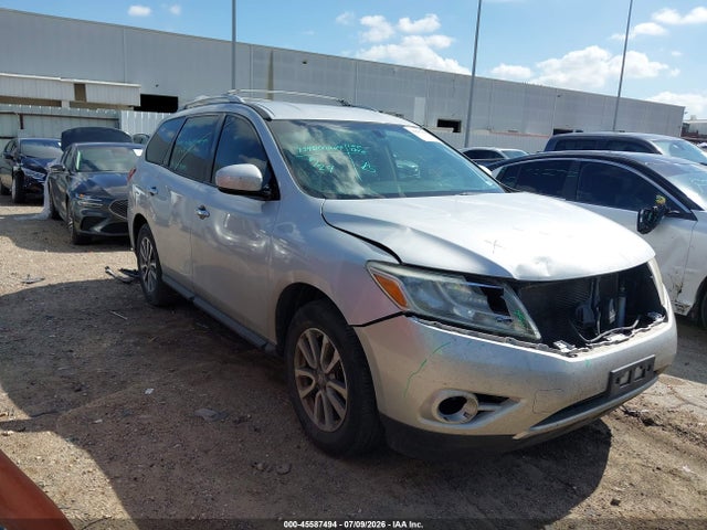 2013 NISSAN PATHFINDE SV