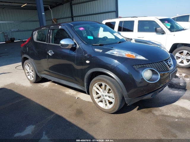 2014 NISSAN JUKE S