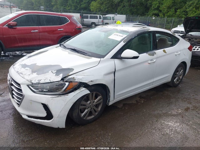 2017 Hyundai ELANTRA SE photo 2