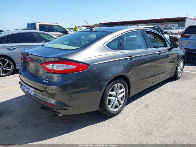 2015 FORD FUSION SE — фото 4