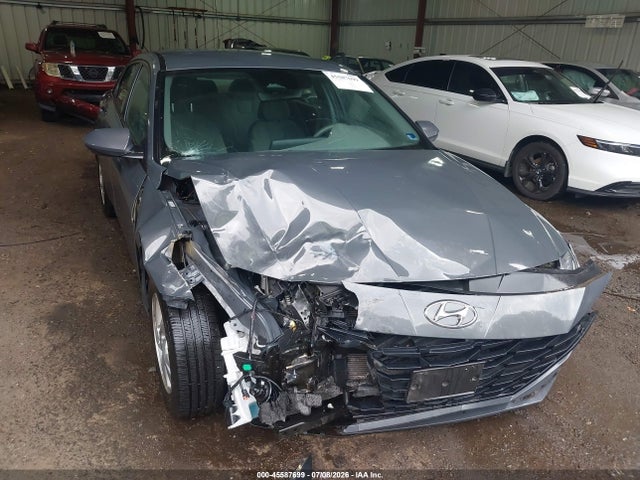 2023 Hyundai ELANTRA SE 照片 6