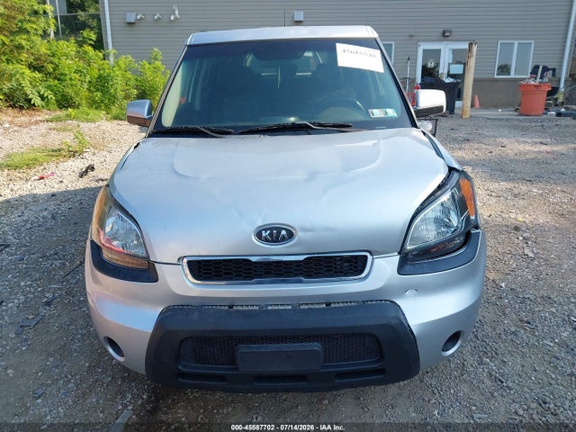 2010 KIA SOUL + — миниатюра 12