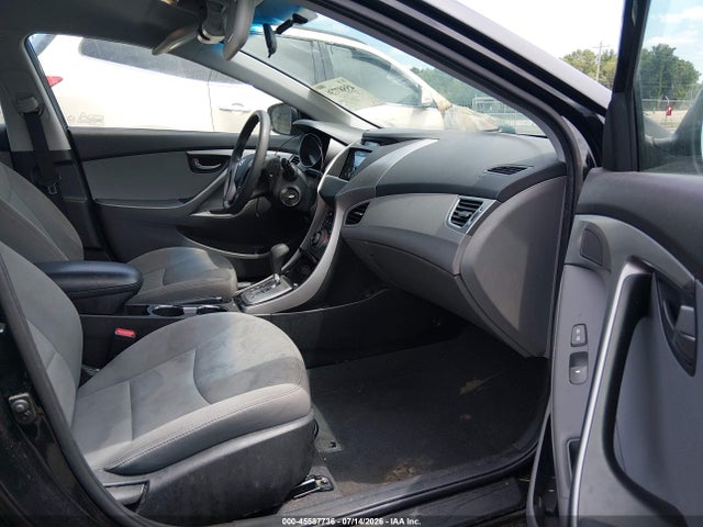 2013 Hyundai ELANTRA GLS 照片 5