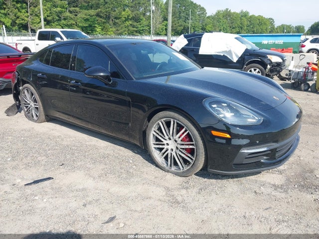 2018 PORSCHE PANAMERA 4