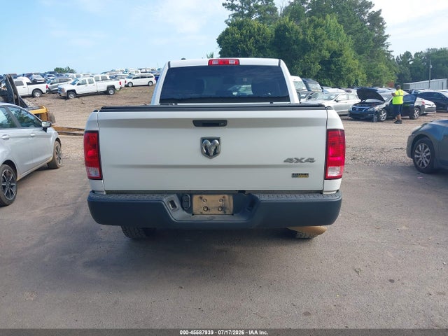 صورة 17 لـ 2017 RAM 1500 TRADESMAN 4X4 5'7 BOX