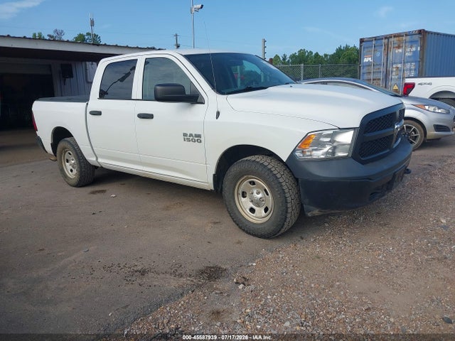 2017 RAM 1500 TRADESMAN 4X4 5'7 BOX