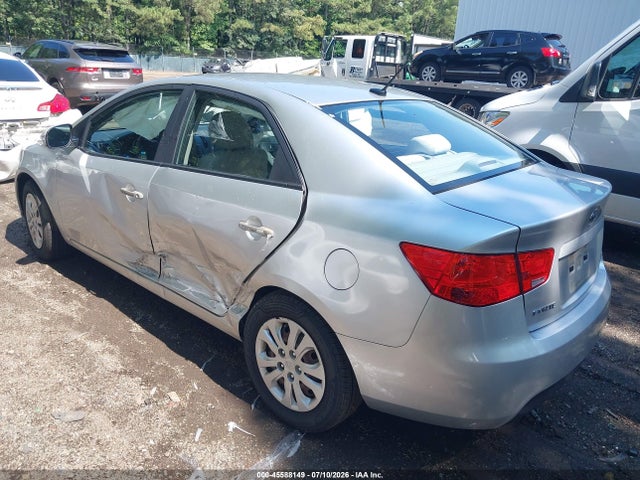 صورة 3 لـ 2010 KIA FORTE EX