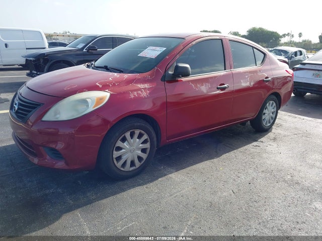 2014 Nissan VERSA 1.6 S+ 照片 2
