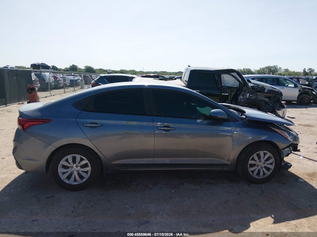 2019 HYUNDAI ACCENT SE 13