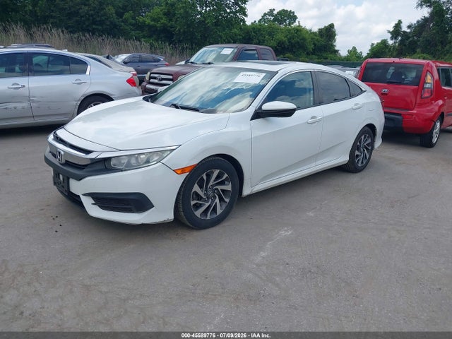 2017 Honda CIVIC EX photo 2