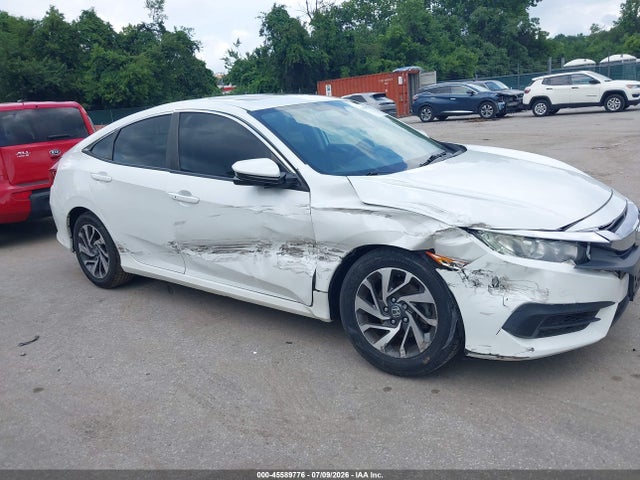2017 Honda CIVIC EX photo 6