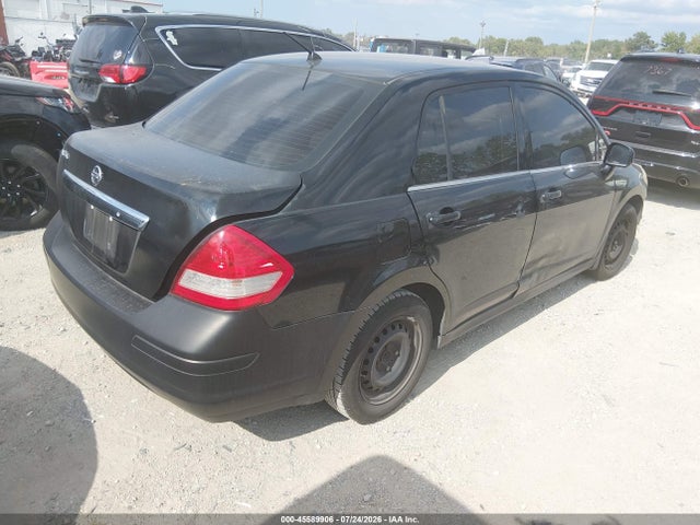 2008 Nissan VERSA 1.8 S — фото 4