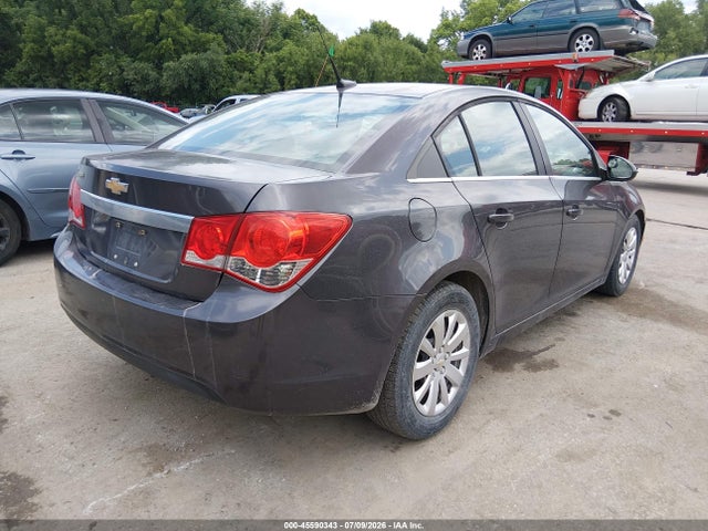 صورة 4 لـ 2011 Chevrolet CRUZE LS