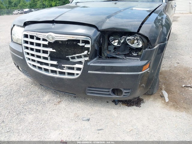 صورة 6 لـ 2006 Chrysler 300 TOURING