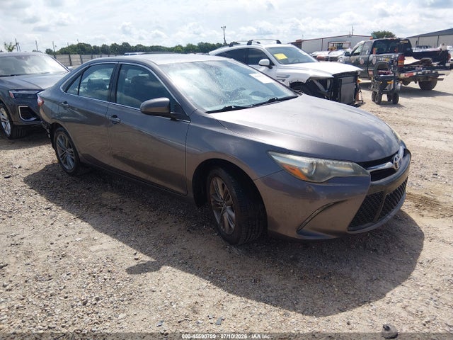 2017 TOYOTA CAMRY SE