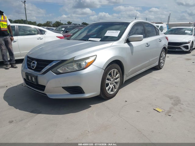 2016 Nissan ALTIMA 2.5 S 照片 2
