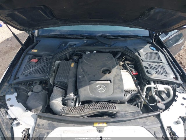 2015 Mercedes-BENZ C 300 4MATIC 照片 10