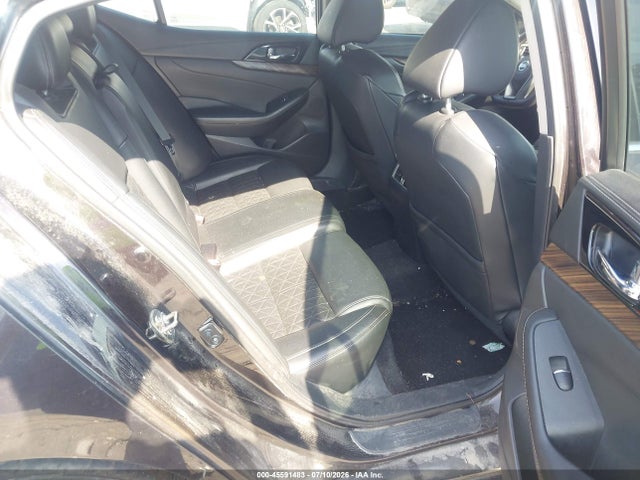 صورة 8 لـ 2016 Nissan MAXIMA 3.5 PLATINUM