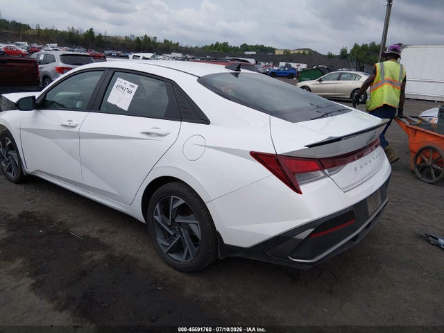صورة 3 لـ 2025 Hyundai ELANTRA SEL SPORT