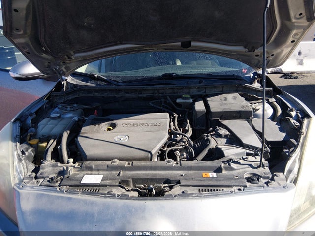 صورة 10 لـ 2010 Mazda MAZDA3 S GRAND TOURING